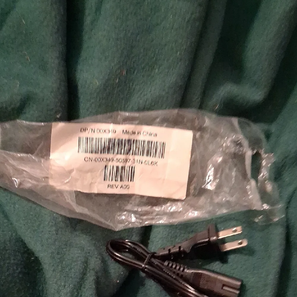 Reliable Black Power Cable
